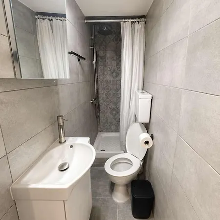 Sage & Oak Boutique Near Center * Θεσσαλονίκη